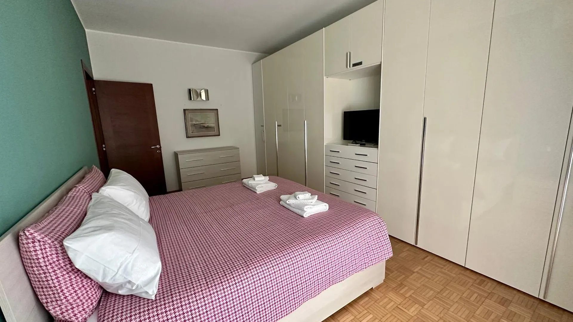 Casa Adeore Milano Italy